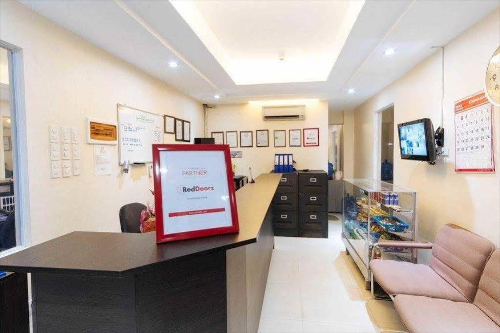 Reddoorz At Grand Apartelle Hernan Cortes Cebu Zewnętrze zdjęcie