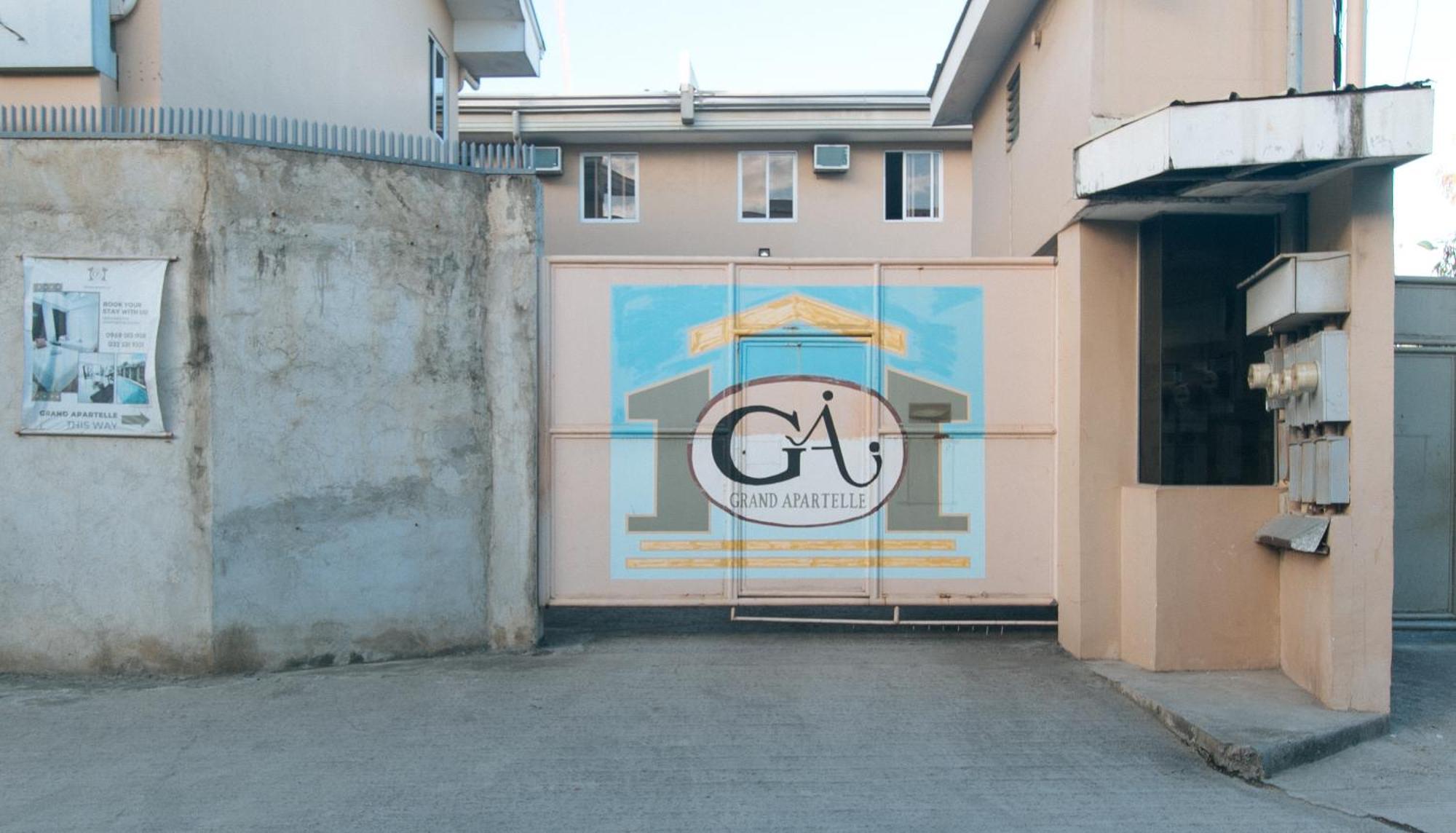 Reddoorz At Grand Apartelle Hernan Cortes Cebu Zewnętrze zdjęcie