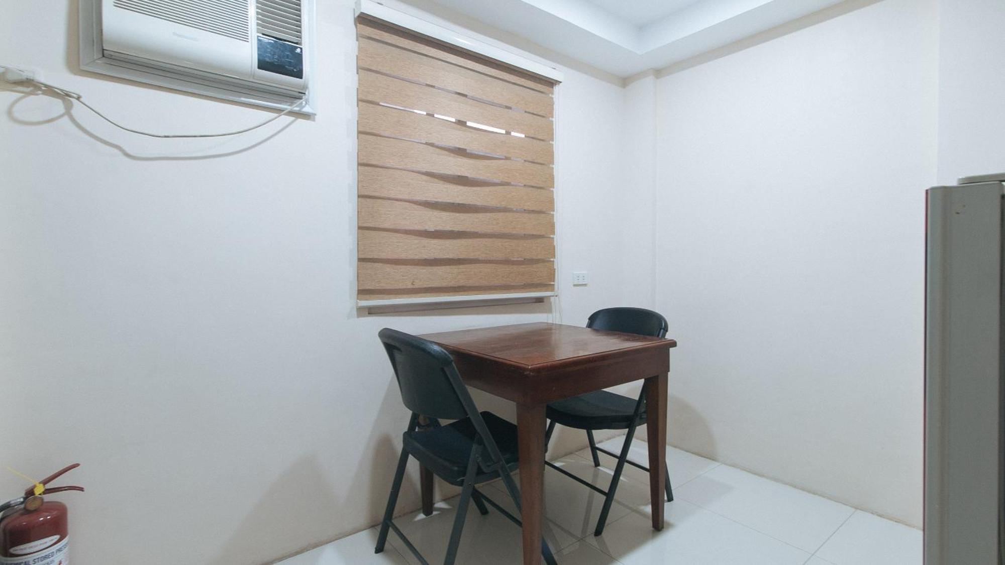 Reddoorz At Grand Apartelle Hernan Cortes Cebu Zewnętrze zdjęcie
